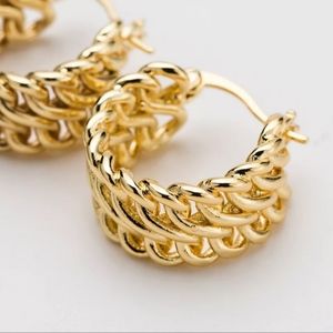 18k Gold Plated Twisted Huggie Hoop Earrings